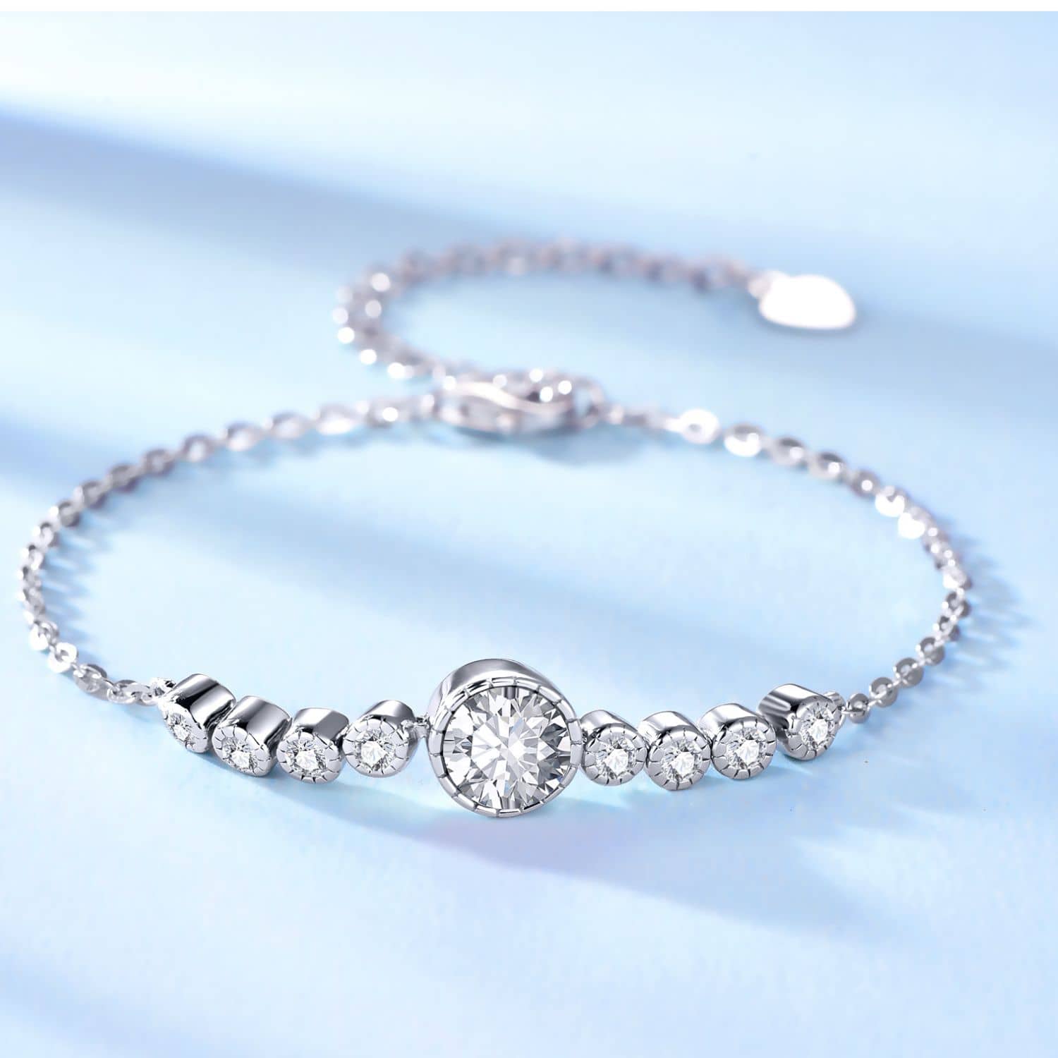 Round Diamond White Chain Bracelet