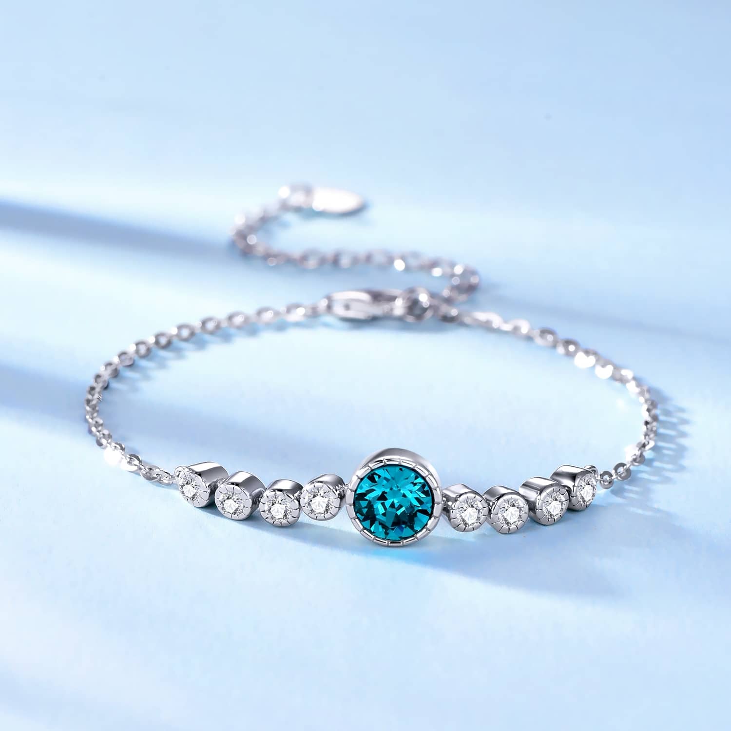 Round  Topaz Blue Chain Bracelet